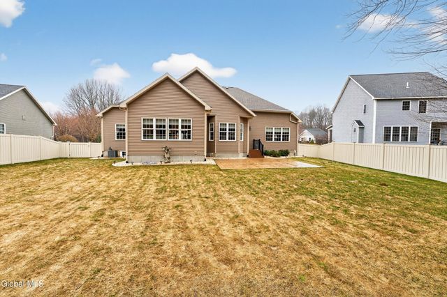 11 Balsam Way, Clifton Park, NY 12065