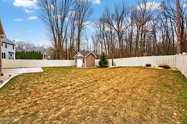 11 Balsam Way, Clifton Park, NY 12065