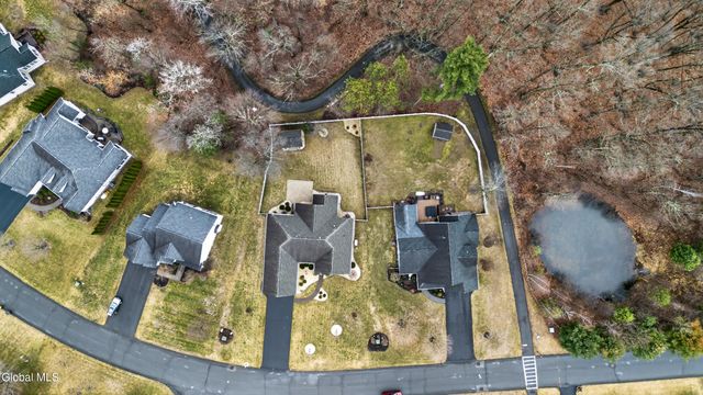 11 Balsam Way, Clifton Park, NY 12065