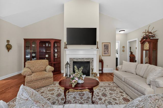 11 Balsam Way, Clifton Park, NY 12065