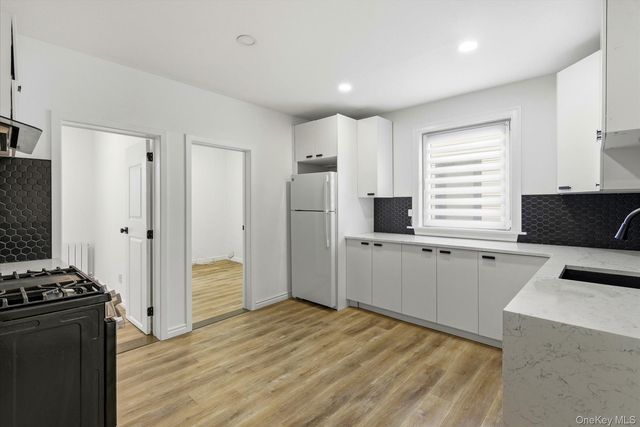 73-22 67th Road, Middle Village, NY 11379