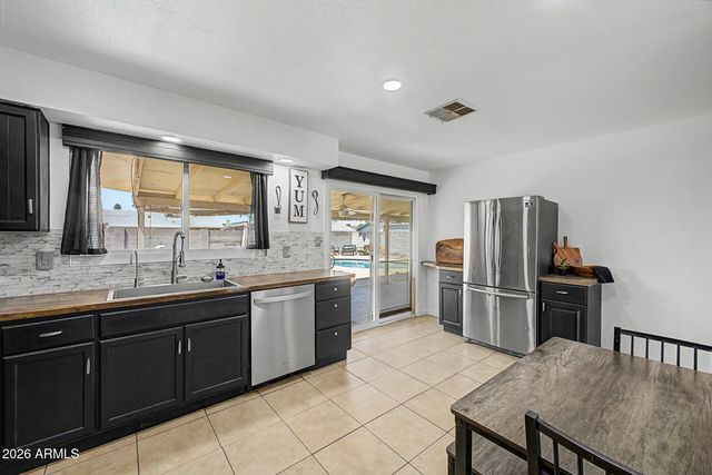 1606 W ALAMO Drive, Chandler, AZ 85224