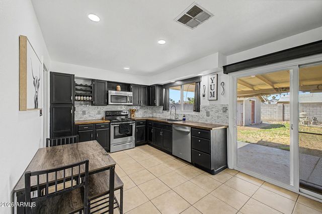 1606 W ALAMO Drive, Chandler, AZ 85224