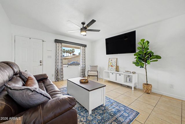 1606 W ALAMO Drive, Chandler, AZ 85224