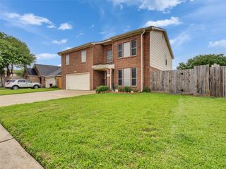 10027 Glenkirk Drive, Houston, TX 77089