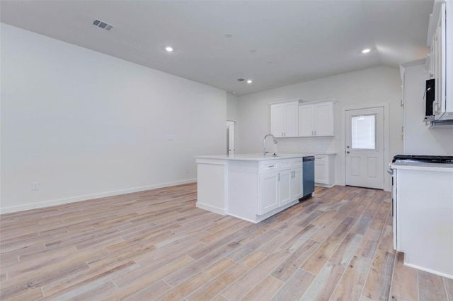 6467 Escondido Drive, Rosharon, TX 77583