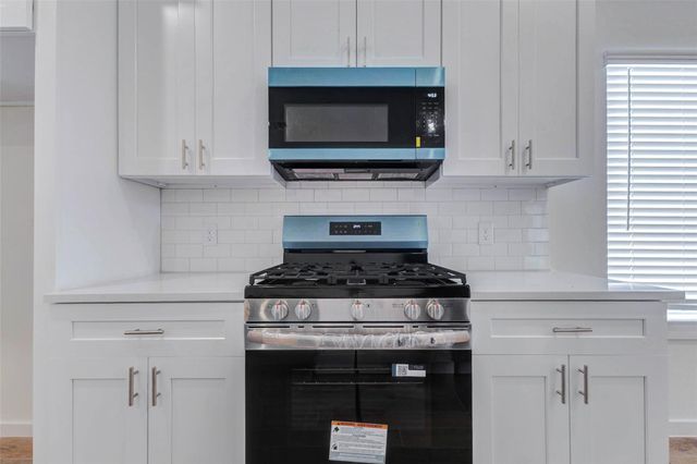 6467 Escondido Drive, Rosharon, TX 77583