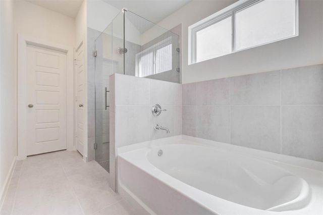 6467 Escondido Drive, Rosharon, TX 77583