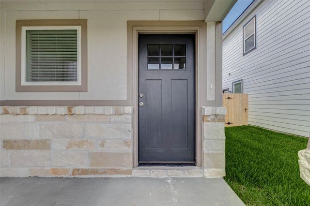 6467 Escondido Drive, Rosharon, TX 77583