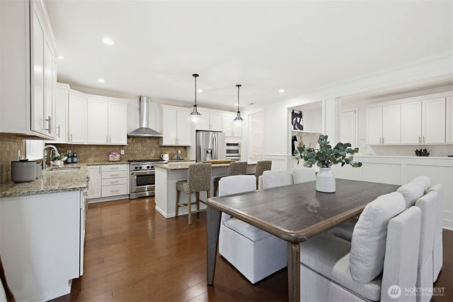 9327 Satterlee Avenue SE, Snoqualmie, WA 98065
