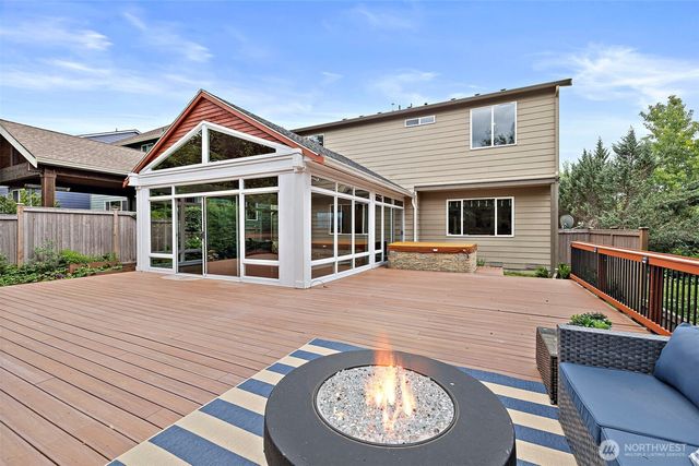9327 Satterlee Avenue SE, Snoqualmie, WA 98065