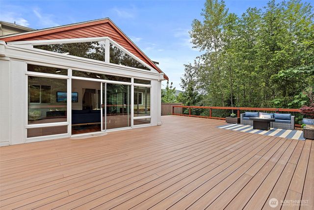 9327 Satterlee Avenue SE, Snoqualmie, WA 98065
