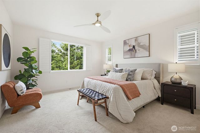 9327 Satterlee Avenue SE, Snoqualmie, WA 98065