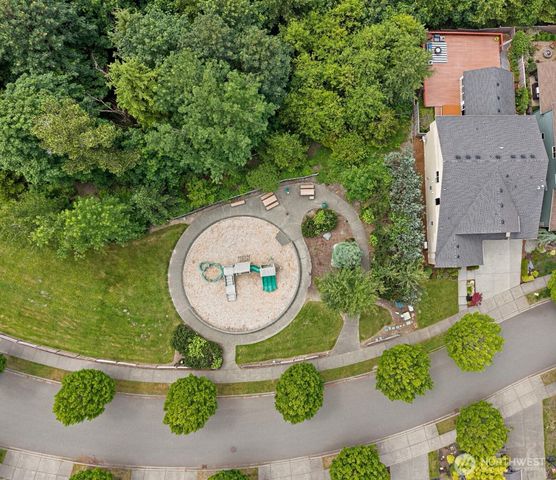 9327 Satterlee Avenue SE, Snoqualmie, WA 98065