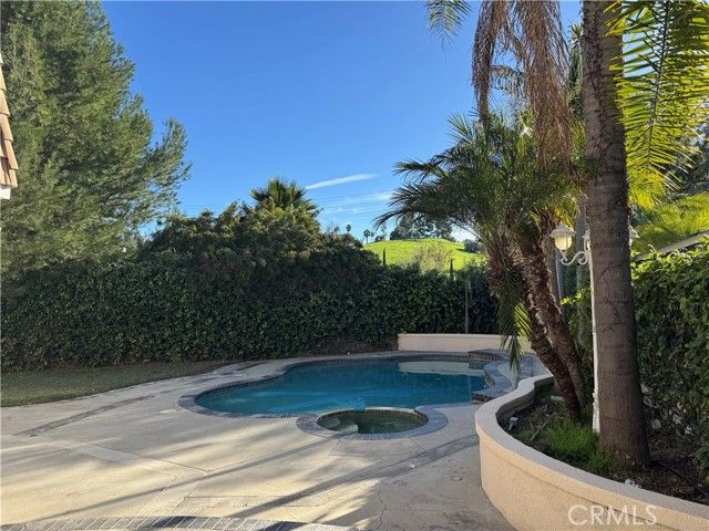 24946 Grissom Road, Laguna Hills, CA 92653