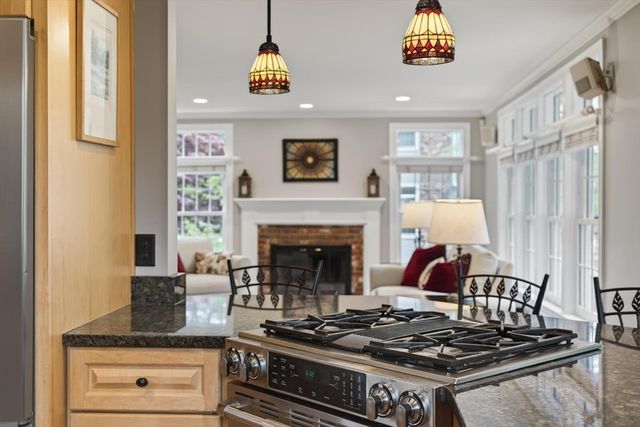 6 Jennifer Drive, Westford, MA 01886