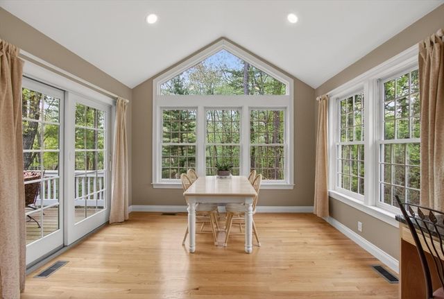 6 Jennifer Drive, Westford, MA 01886