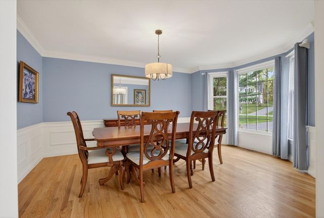 6 Jennifer Drive, Westford, MA 01886
