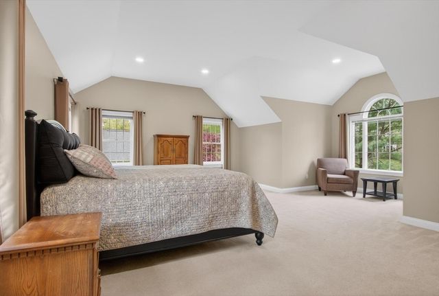 6 Jennifer Drive, Westford, MA 01886