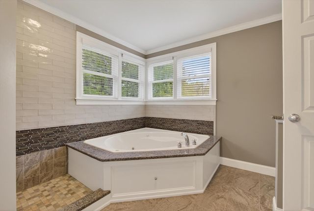 6 Jennifer Drive, Westford, MA 01886
