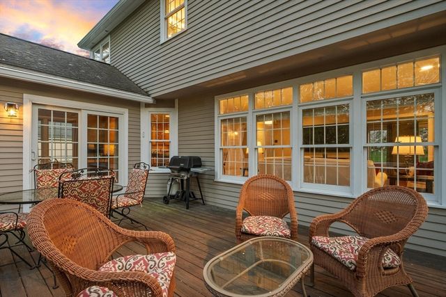 6 Jennifer Drive, Westford, MA 01886
