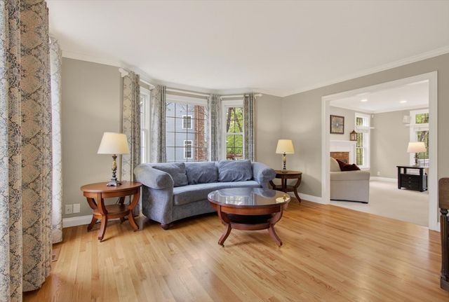 6 Jennifer Drive, Westford, MA 01886