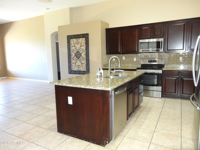 1350 E INDIGO Drive, Chandler, AZ 85286