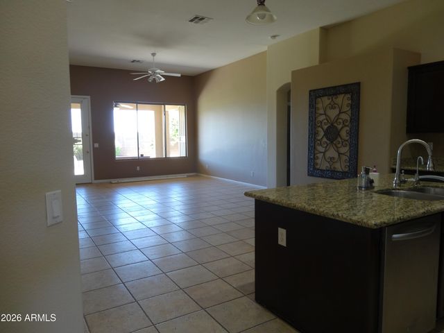 1350 E INDIGO Drive, Chandler, AZ 85286