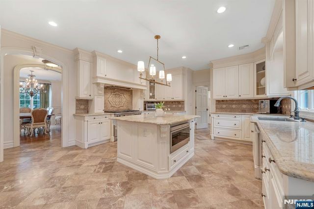 303 Rockland Avenue, River Vale, NJ 07675