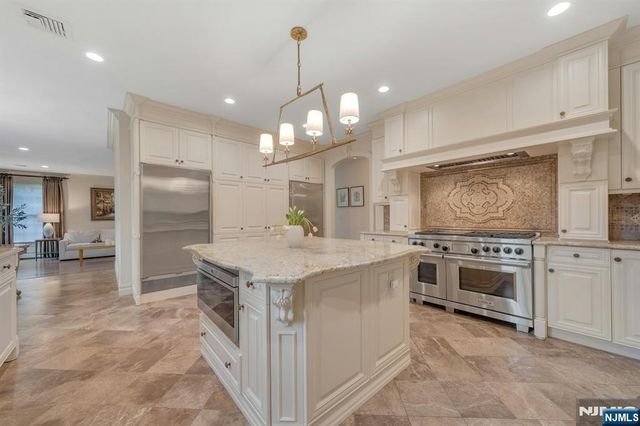 303 Rockland Avenue, River Vale, NJ 07675