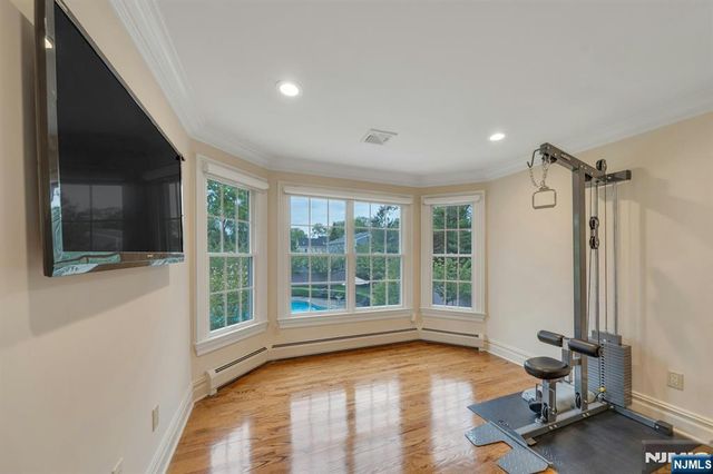 303 Rockland Avenue, River Vale, NJ 07675