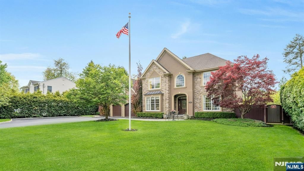303 Rockland Avenue, River Vale, NJ 07675
