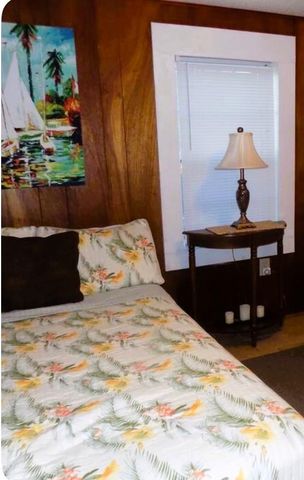1028 Avenue L, Galveston, TX 77550