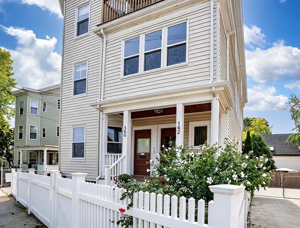 160 Holland Street 1, Somerville, MA 02144