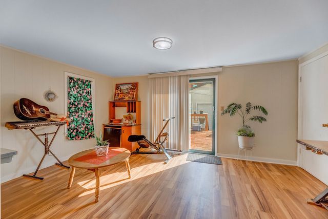 3305 S Damen Avenue, Chicago, IL 60608