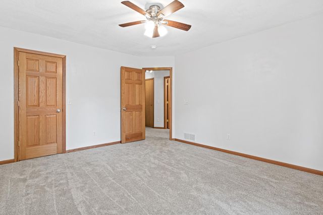 5961 Dellwood Avenue, Shoreview, MN 55126