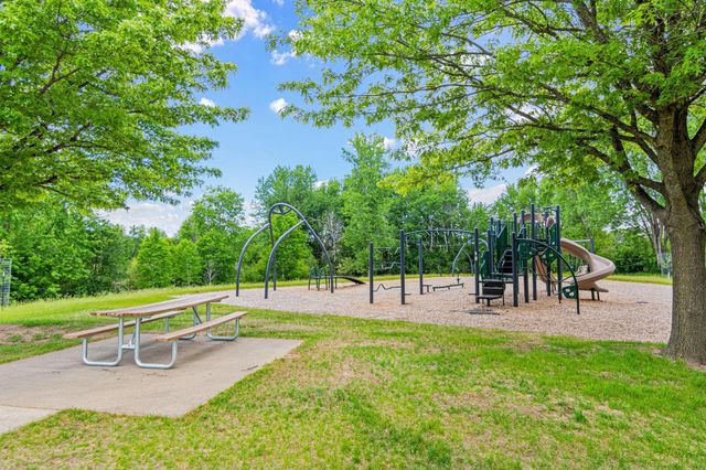5961 Dellwood Avenue, Shoreview, MN 55126