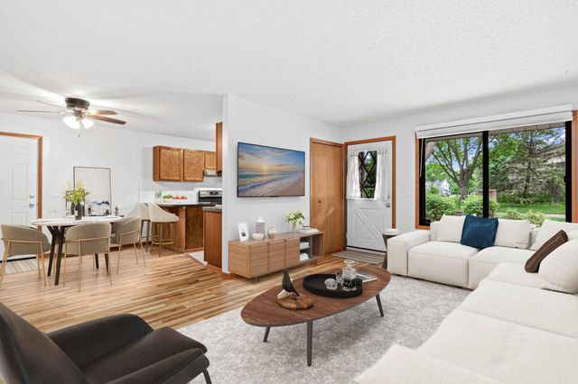 5961 Dellwood Avenue, Shoreview, MN 55126