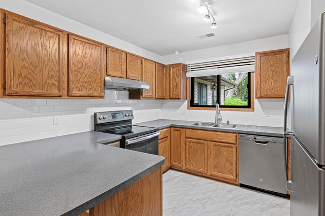 5961 Dellwood Avenue, Shoreview, MN 55126