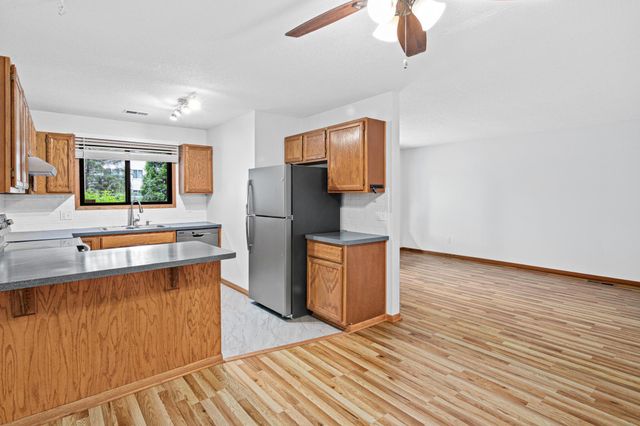 5961 Dellwood Avenue, Shoreview, MN 55126
