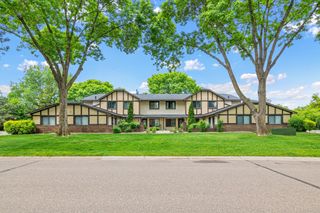 5961 Dellwood Avenue, Shoreview, MN 55126
