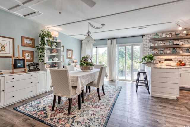 5867 Rosewood Dr., Myrtle Beach, SC 29588