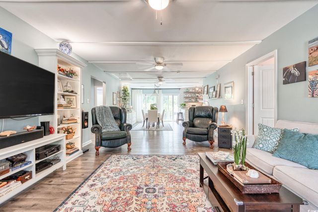 5867 Rosewood Dr., Myrtle Beach, SC 29588