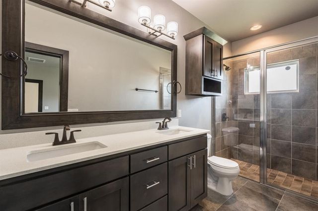 9420 NW 93rd Terrace, Yukon, OK 73099