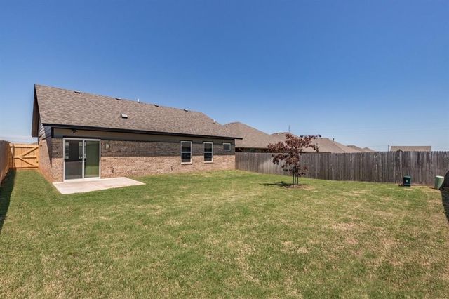 9420 NW 93rd Terrace, Yukon, OK 73099