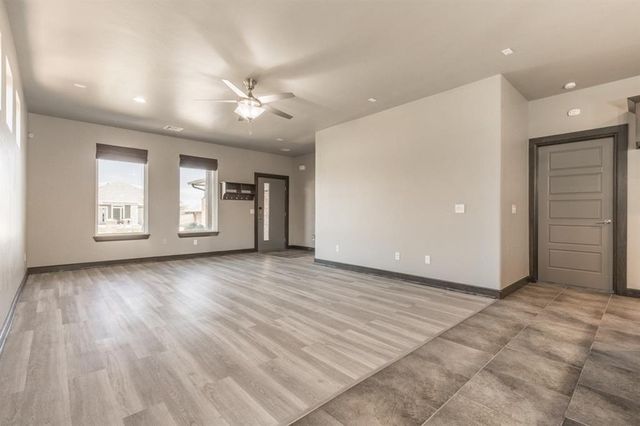 9420 NW 93rd Terrace, Yukon, OK 73099