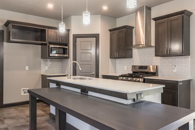 9420 NW 93rd Terrace, Yukon, OK 73099