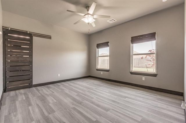 9420 NW 93rd Terrace, Yukon, OK 73099