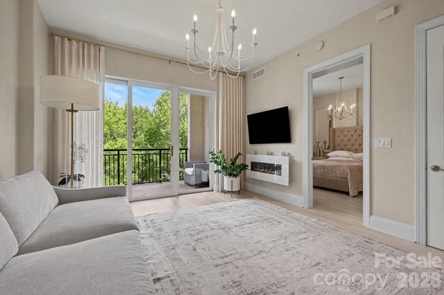 4625 Piedmont Row Drive 417, Charlotte, NC 28210