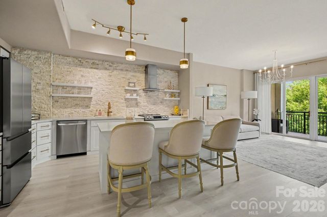4625 Piedmont Row Drive 417, Charlotte, NC 28210